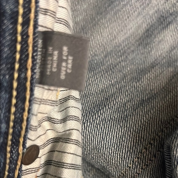 Abercrombie & Fitch Blue Straight Leg Jeans with Distressed Details 335 - Picture 16 of 17